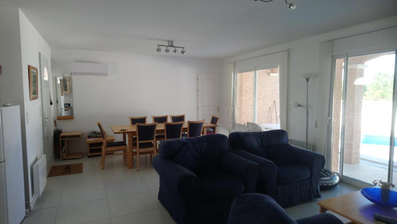 Poppey Villa Péret Kültér fotó